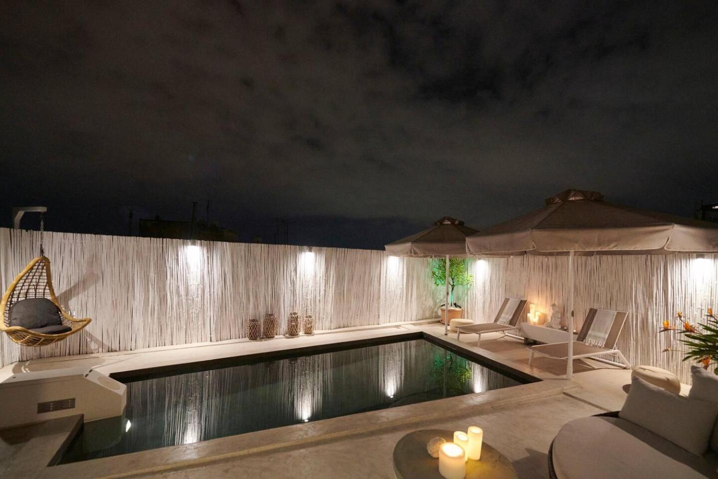 Ma Maison No5 Penthouse Loft, Private Heated Pool, Acropolis View, Ultra High Speed Internet 300 Mbps, Short Walk To Acropolis, Parking Upon Request, 1' From Metro Aten Exteriör bild