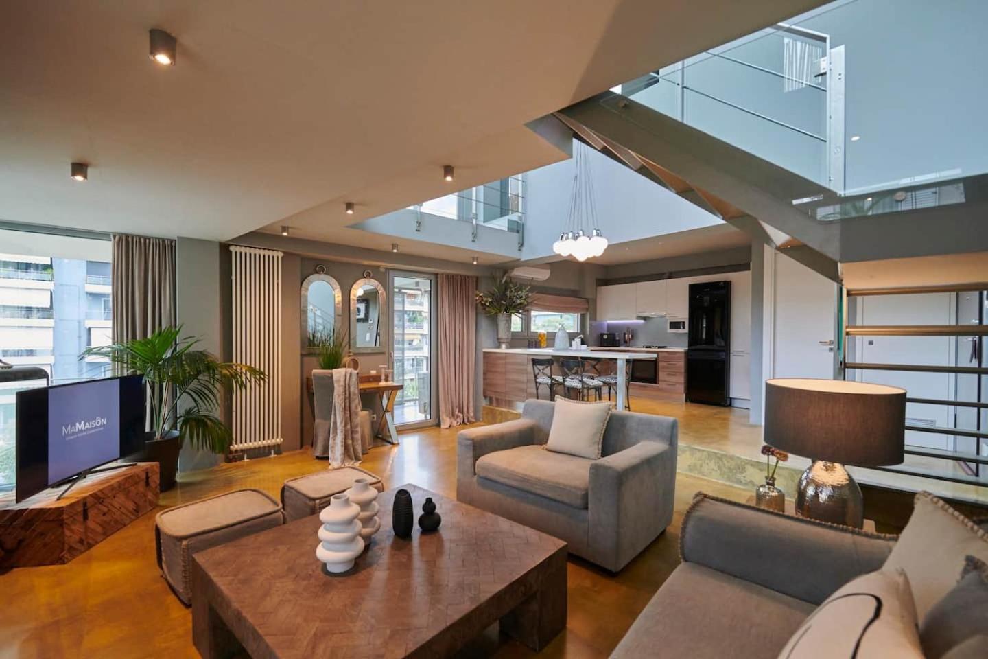 Ma Maison No5 Penthouse Loft, Private Heated Pool, Acropolis View, Ultra High Speed Internet 300 Mbps, Short Walk To Acropolis, Parking Upon Request, 1' From Metro Aten Exteriör bild