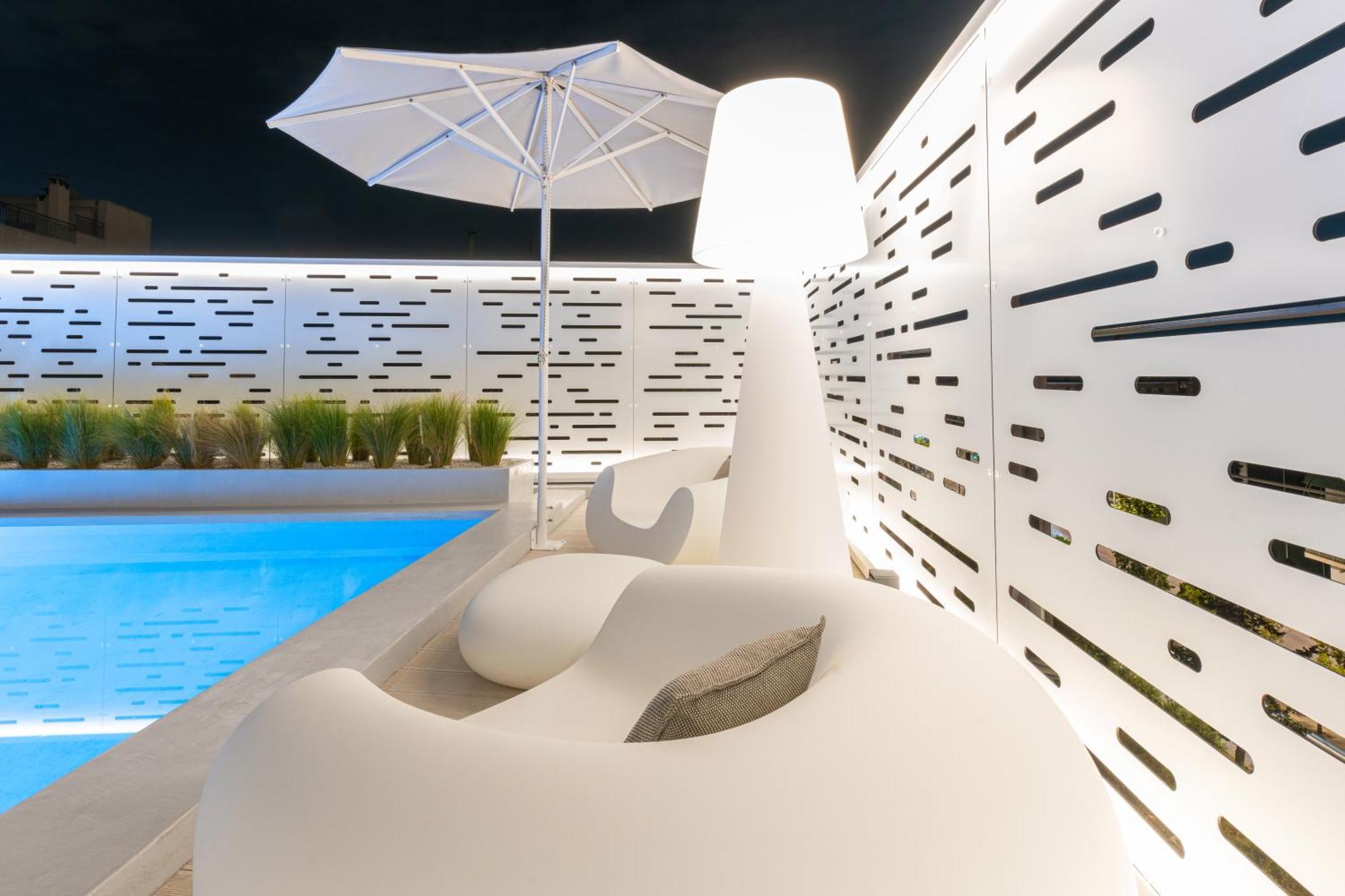 Ma Maison No5 Penthouse Loft, Private Heated Pool, Acropolis View, Ultra High Speed Internet 300 Mbps, Short Walk To Acropolis, Parking Upon Request, 1' From Metro Aten Exteriör bild